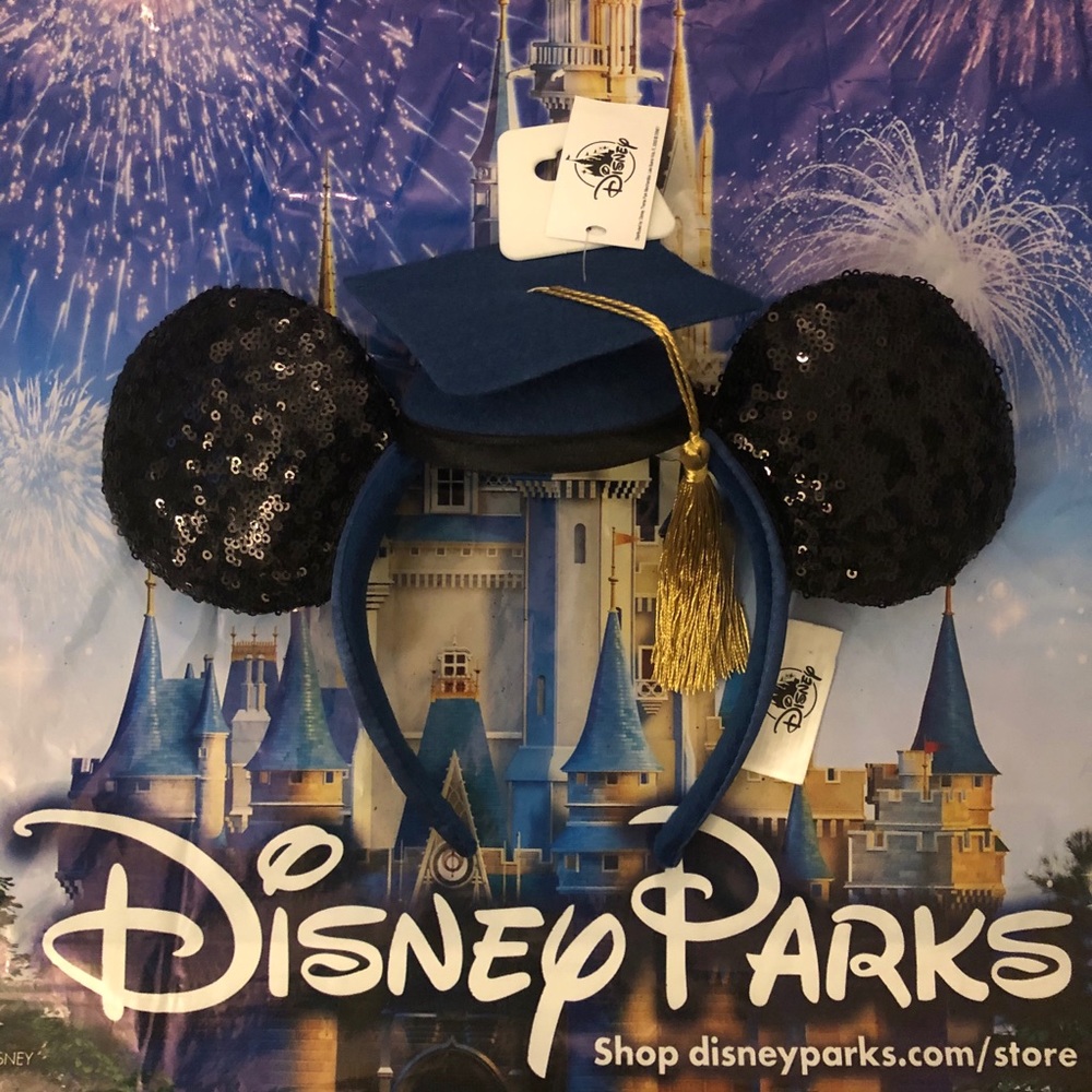 NWT 2021 Graduation Disney Ears